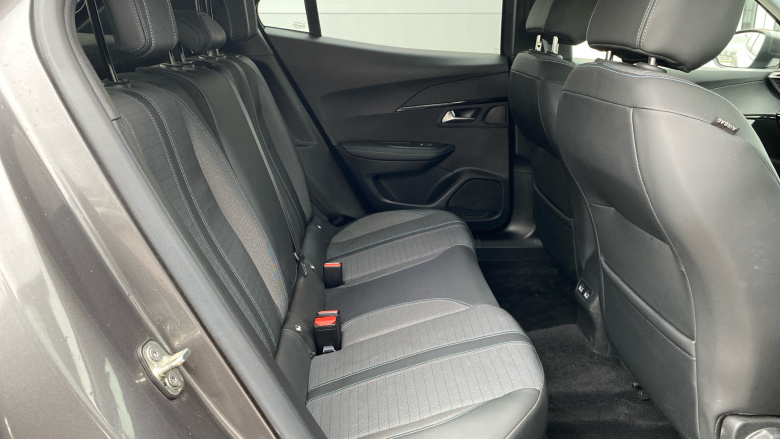 Peugeot 2008 1.2 PureTech Allure Premium 5dr Petrol Estate